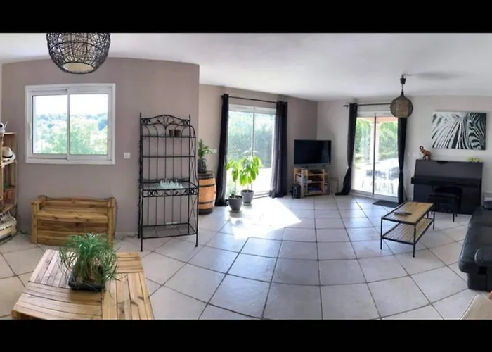 Casa vacanze Maison Spacieuse Et Calme Pres De La Cite