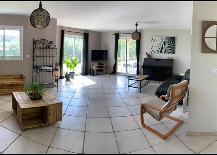 Maison Spacieuse Et Calme Pres De La Cite Casa vacanze Alairac