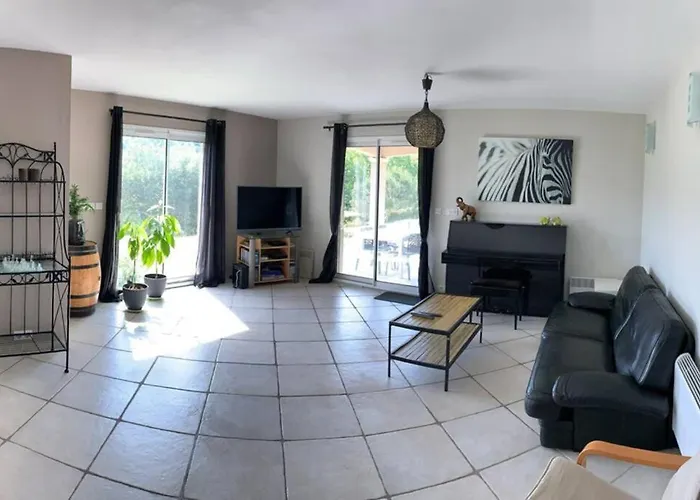 Maison Spacieuse Et Calme Pres De La Cite