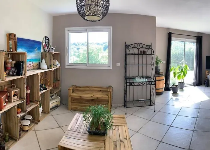 Casa vacanze Maison Spacieuse Et Calme Pres De La Cite Alairac