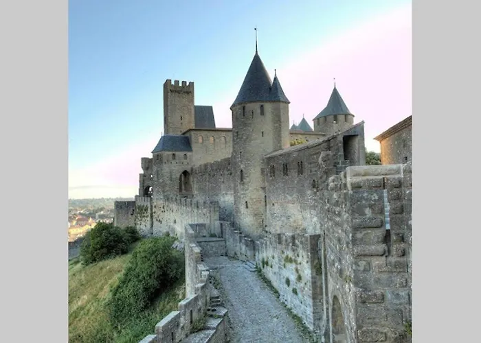 Maison Spacieuse Et Calme Pres De La Cite Alairac